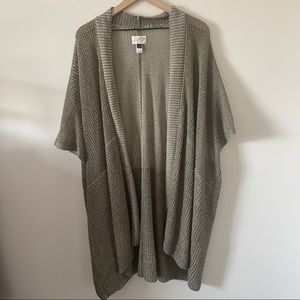 NWOT Universal Thread Olive Green Sweater Kimono